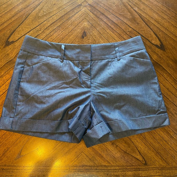 Express design studio editor short - Picture 1 of 3